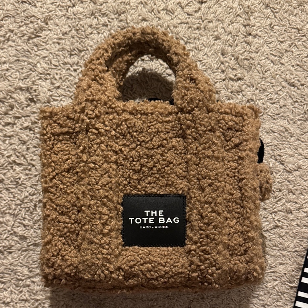 Marc Jacobs mini Sherpa tote
